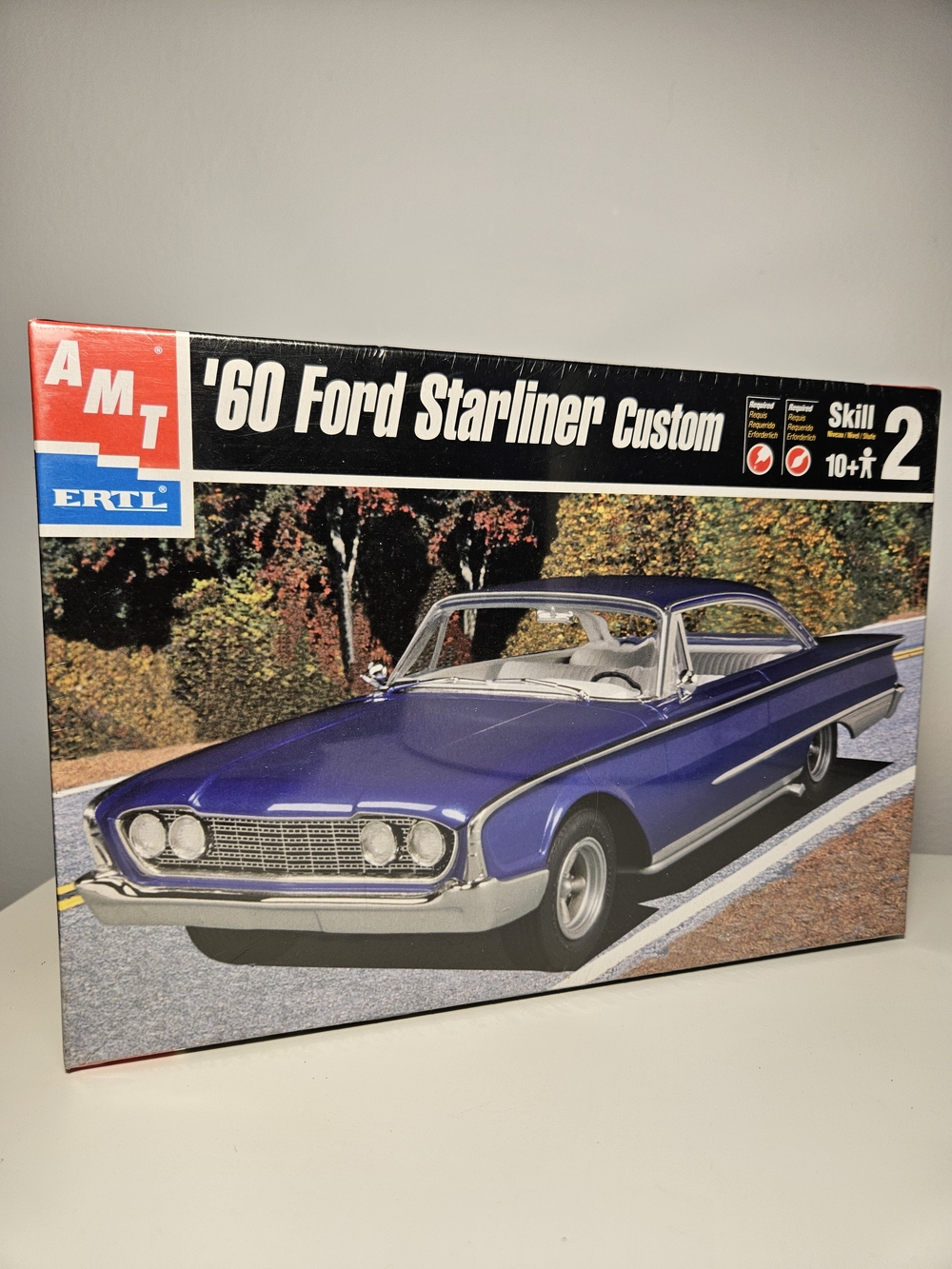 AMT '60 Ford Starliner Custom Plastic Model Kit